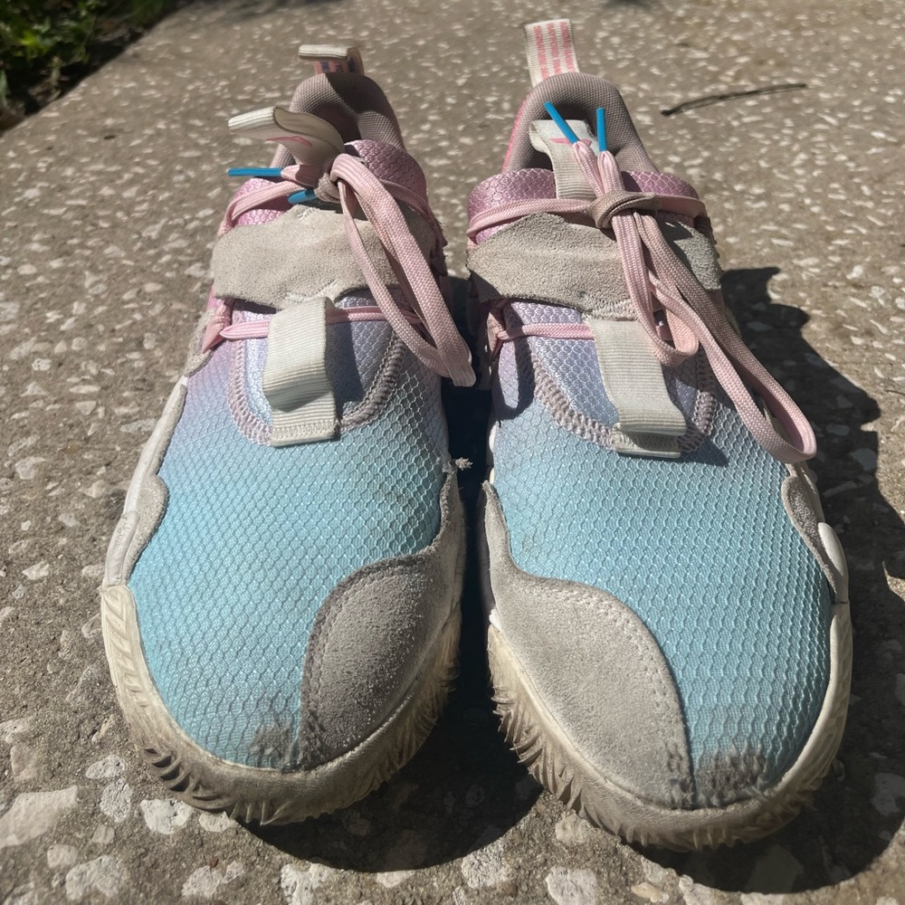 TRAE YOUNG 1.0 SIZE 7